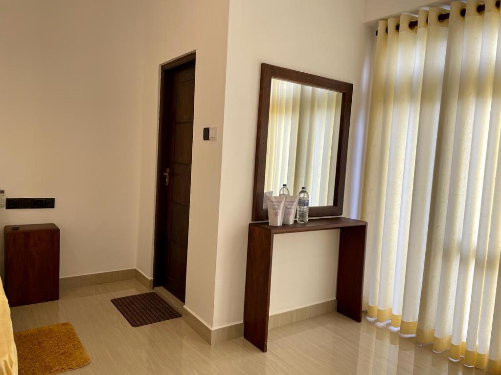 Theon Resort Anuradhapura Exterior foto